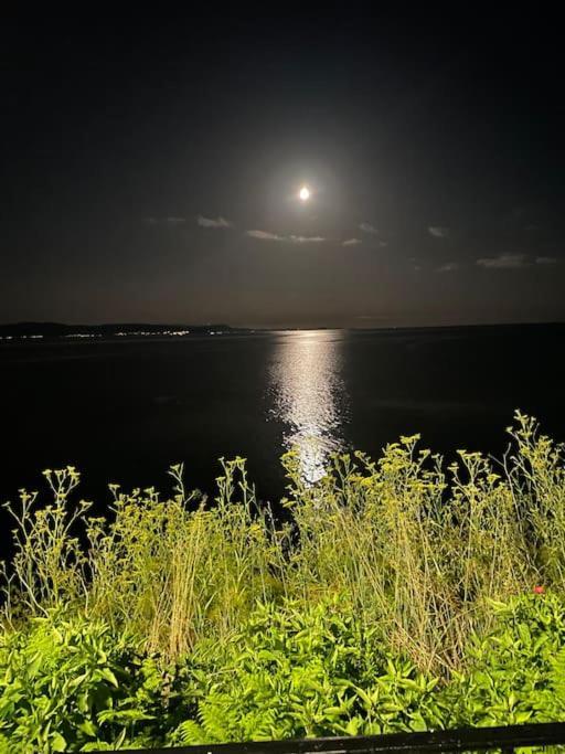 Specious Room Near The Sea Finisterre Bagian luar foto